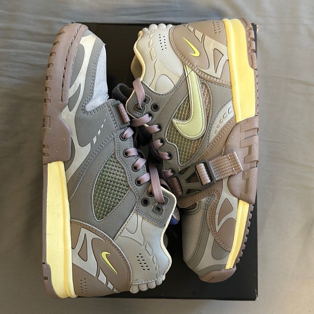 Nike Air Trainer 1 SP LT Smoke Grey/ Honeydew. Men’s US size 10. Worn once.